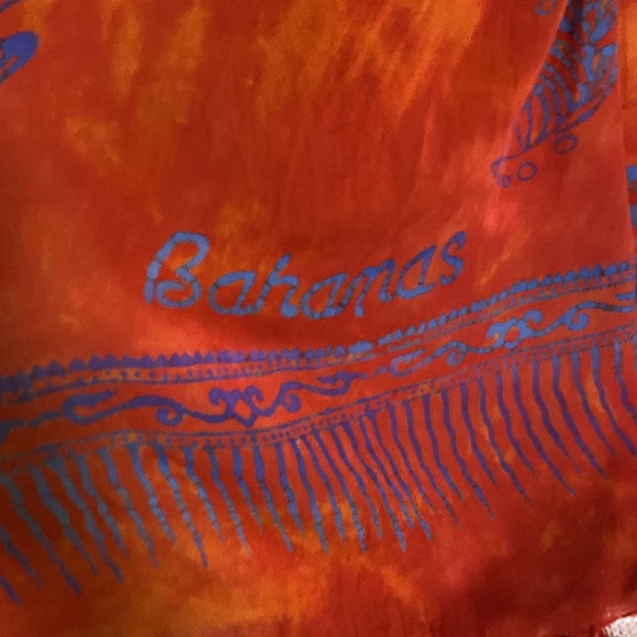 Sarong 64X44 Island dreams Coco Cay Bahamas 100% Rayon with tassels - Picture 5 of 9